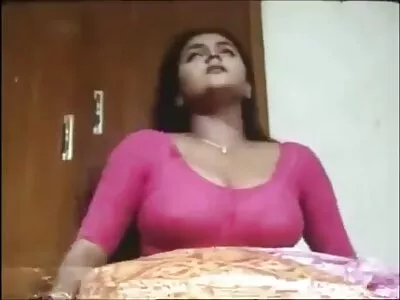 स्किनटाइट पण धक्कादायक